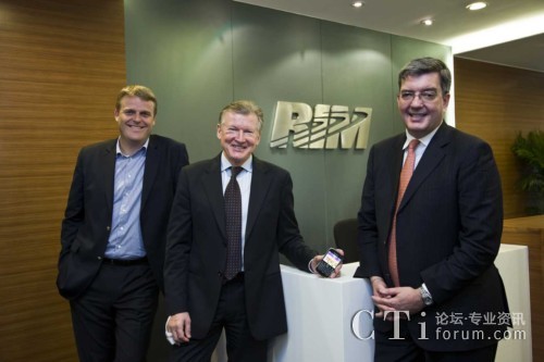 RIM��˾��̫�^(q��)�߼�������Urpo Karjalainen���� (�D��) �� RIM�Ї��^(q��)�����x������� (�D��) �� ��RIM�Ї��^(q��)�N�۸����ü恆̫�^(q��)���ϠI�N������Alex Lambeek���� (�D��)