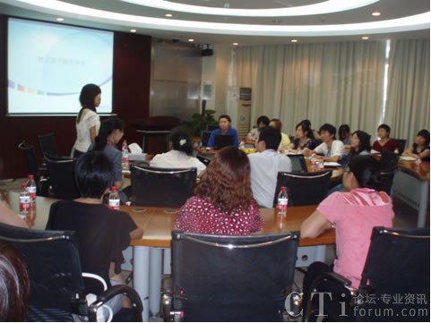 �Ƅ�(d��ng)��˾�F(xi��n)��(ch��ng)�^Ħϵ�л��(d��ng)���M(j��n)�vӍ���ں�������