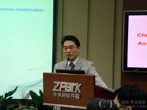 呼叫中心及客戶關(guān)系管理專業(yè)委員會秘書長米輝波